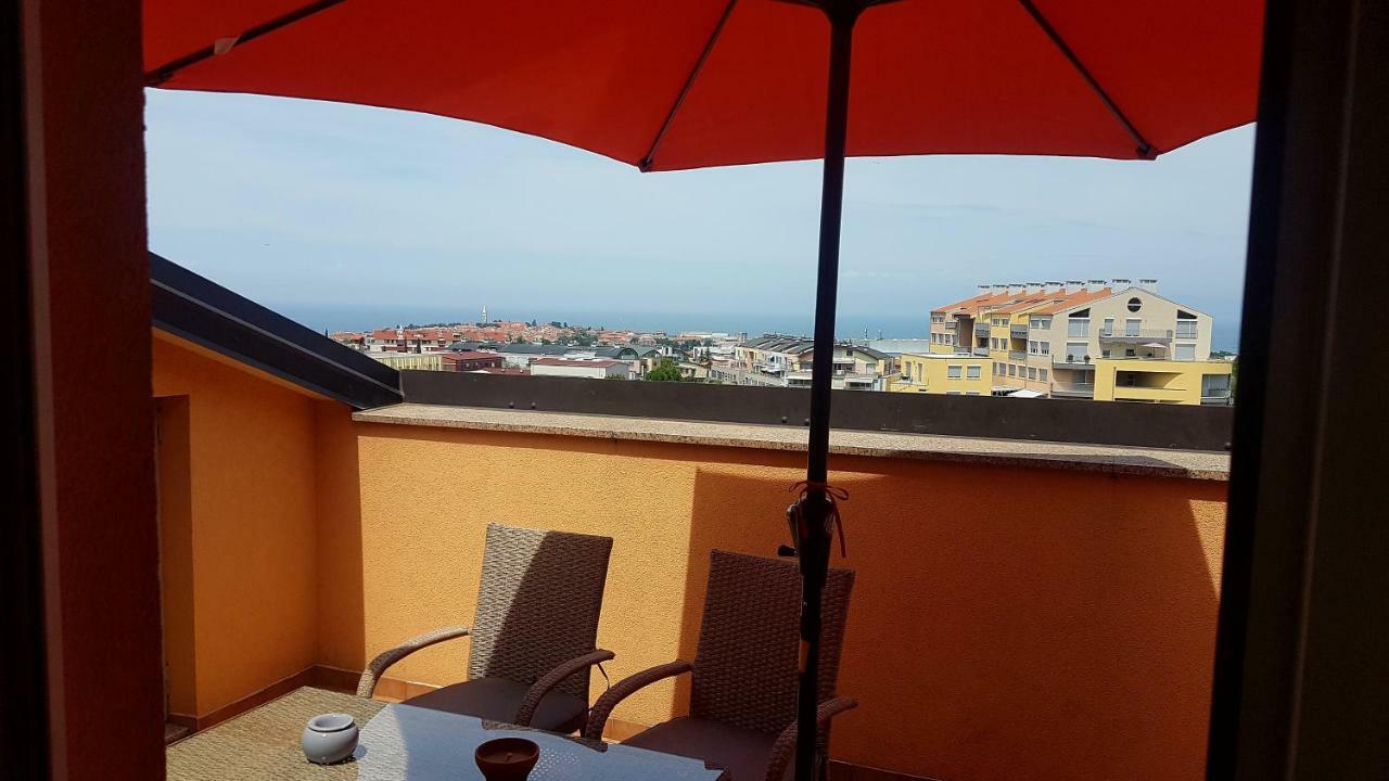 Ferienwohnung The Orange House Izola Exterior foto